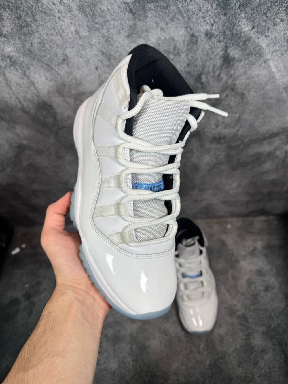 Size 8 | Jordan 11 Legend Blue No Box | Pre-Owned